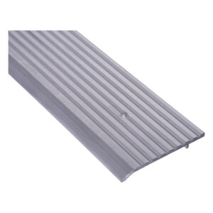 Aluminum threshold with ridged surface and tapered edge